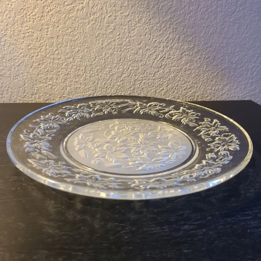 Princess House Fantasia Poinsettia Glass Plate Set 10